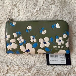 Kate Spade Devin Zip-around Continental Wallet
